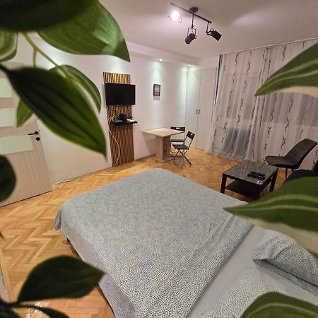 Azzurro Studio Apartment Beograd Eksteriør bilde